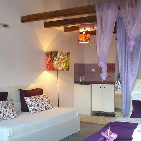 דירה Archontiko Althaia