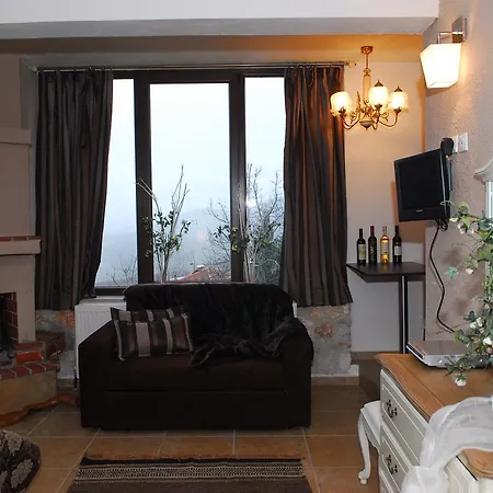 דירה Archontiko Althaia